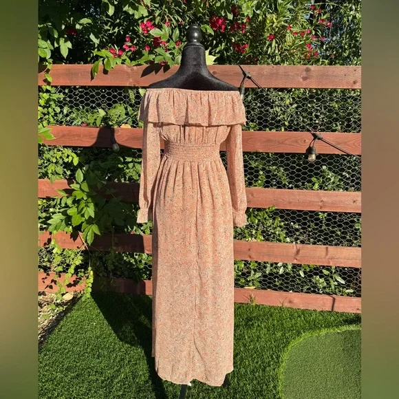 Promesa Peach Floral Off-Shoulder Maxi Dress - Picture 4 of 11